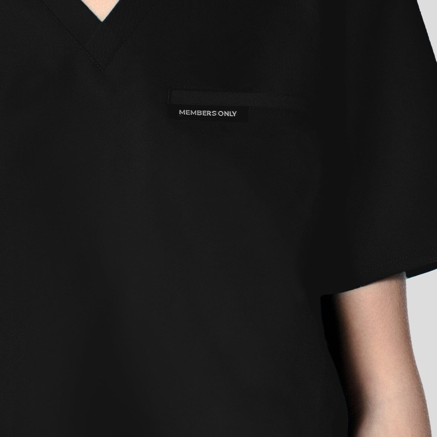 Bari 1-Pocket Scrub Top