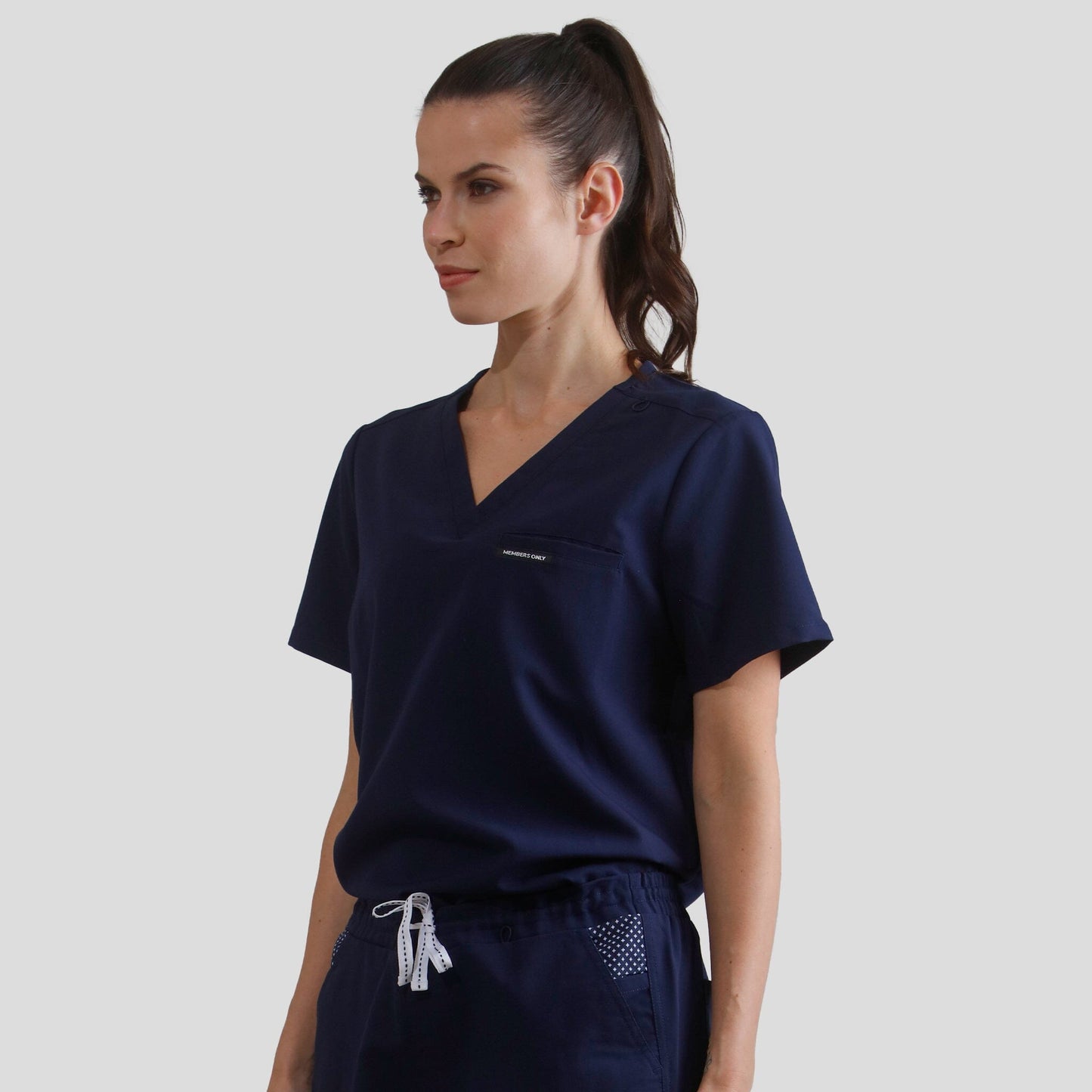 Bari 1-Pocket Scrub Top